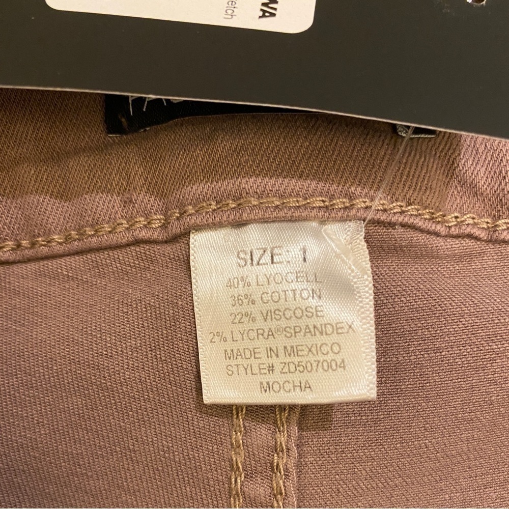 Fashion Nova NWT Santorini Super Stretch Skinny Jeans Size 1 Mocha Light Brown - Picture 6 of 10